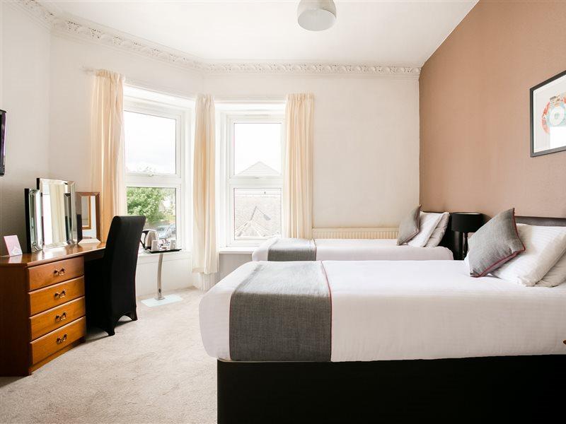 Corner Hotel Carnoustie Bagian luar foto