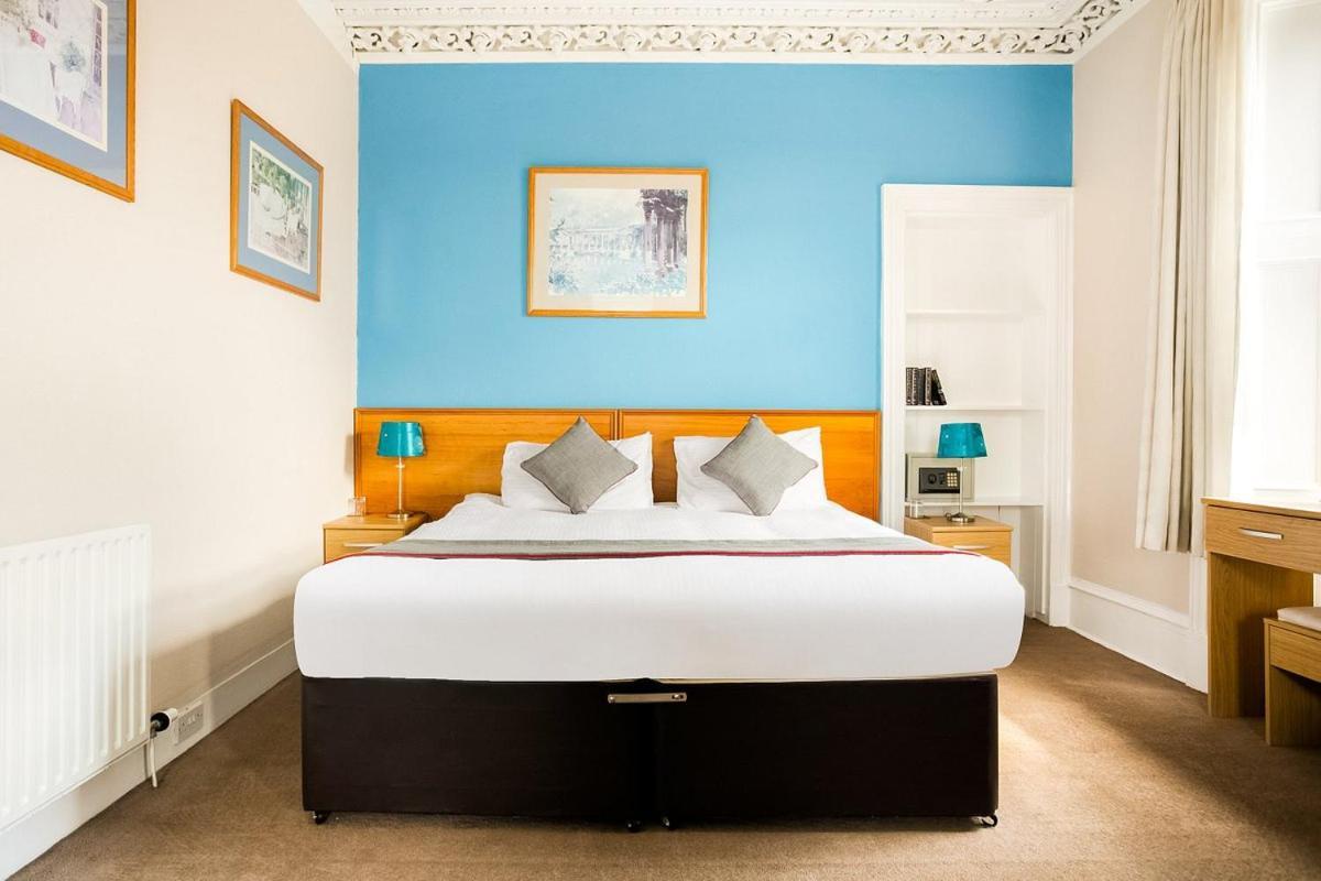 Corner Hotel Carnoustie Bagian luar foto