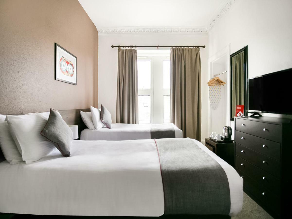 Corner Hotel Carnoustie Bagian luar foto